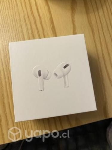AirPods Pro Audífonos Bluetooth USB-C Apple