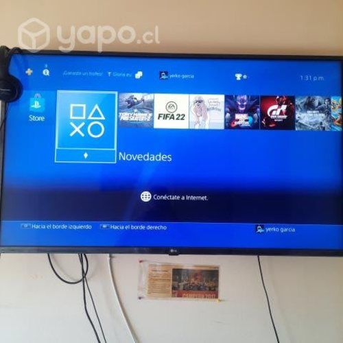 Play Station 4 + 2 controles