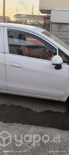 Se vende Chevrolet sail año 2012