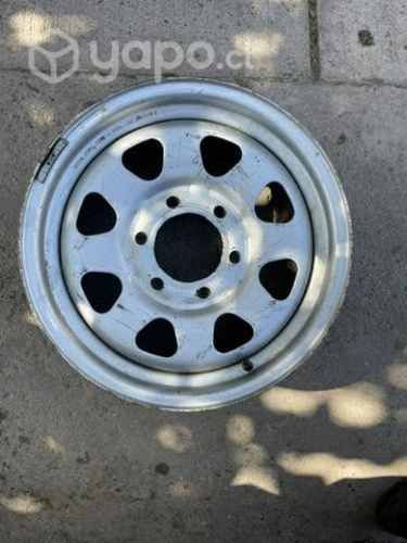 Llantas nissan aro 16