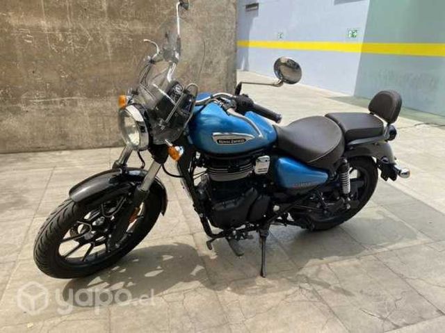 Royal Enfield Meteor 350 Supernova, 2022 casi nuev