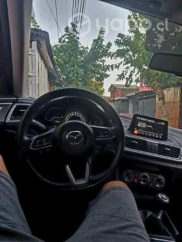 Mazda 3 sedan 2017 2.0