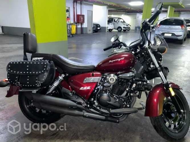 Keeway superlight 200