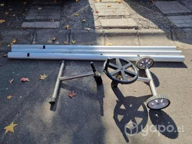 Carro enrollador de cubierta térmica para piscinas