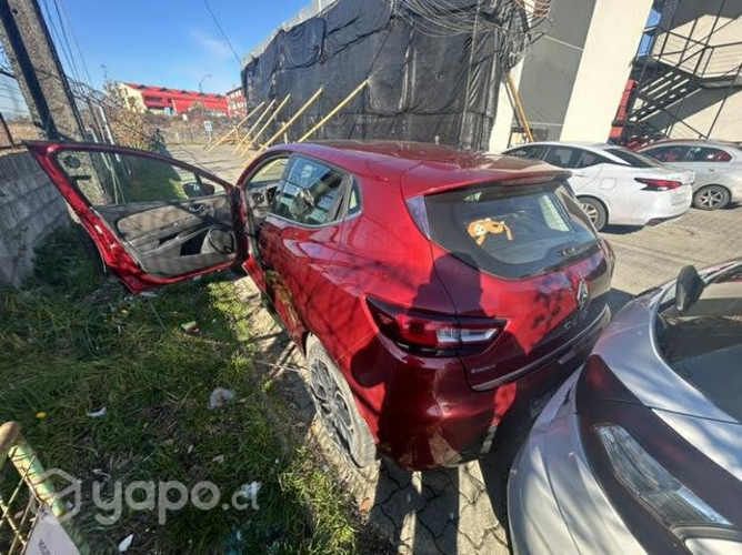 RENAULT CLIO 0.9 cc turbo,techo panorámico