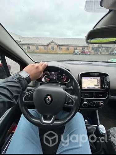 RENAULT CLIO 0.9 cc turbo,techo panorámico