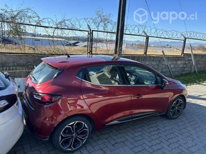 RENAULT CLIO 0.9 cc turbo,techo panorámico