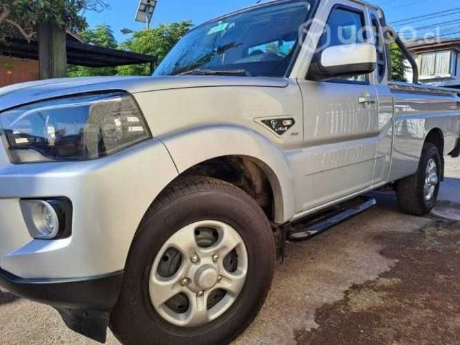Mahindra pick up 2022 4x4