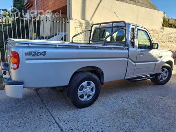 Mahindra pick up 2022 4x4