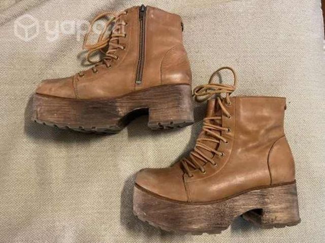 Botines de cuero con plataforma