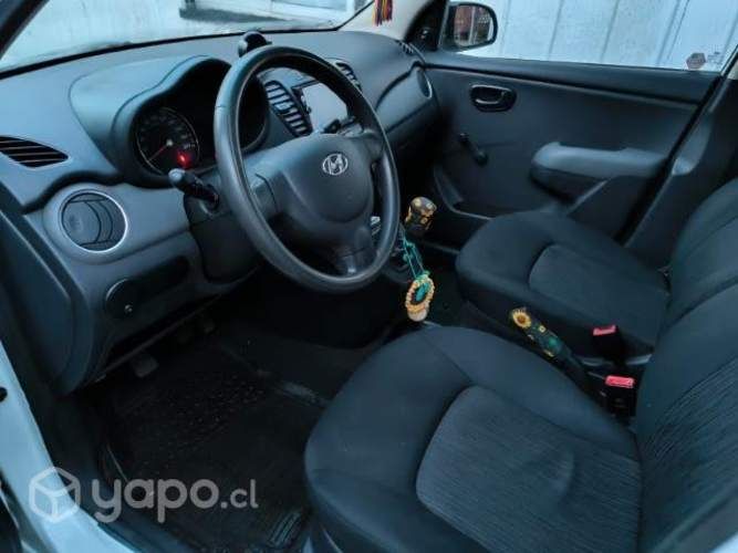 HYUNDAI I-10, año 2013