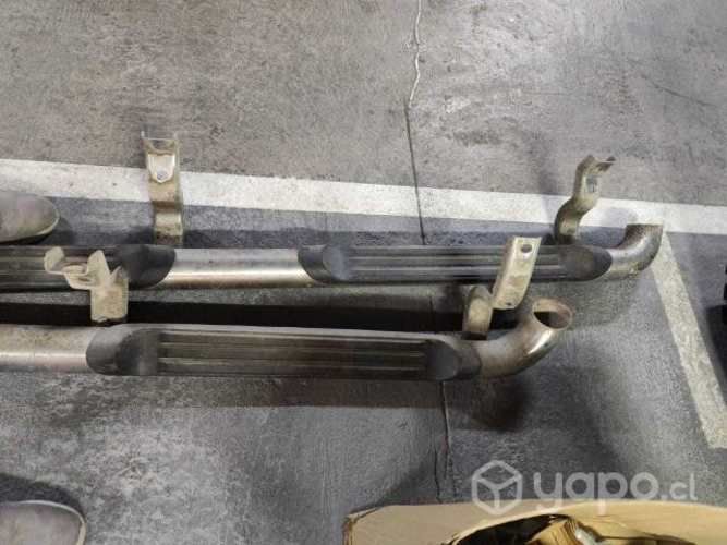 Pisaderas Ford Ranger