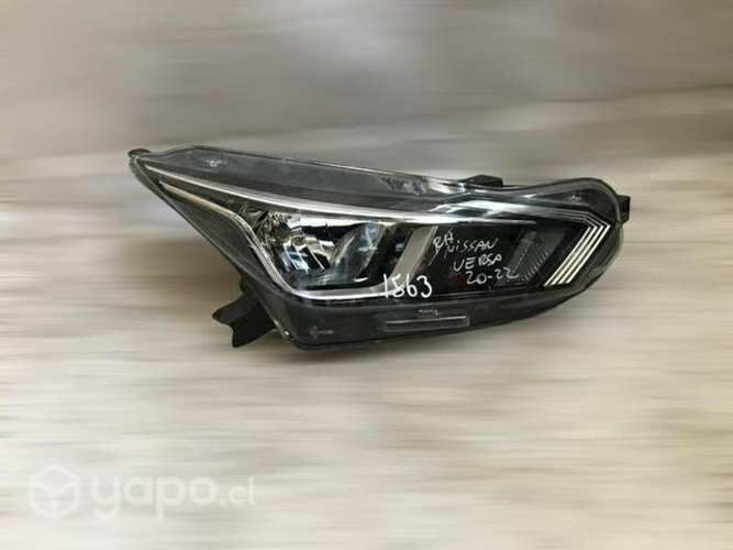 Foco óptico RH Nissan versa