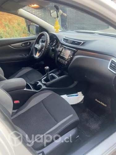 NISSAN QASHQAI, año 2021