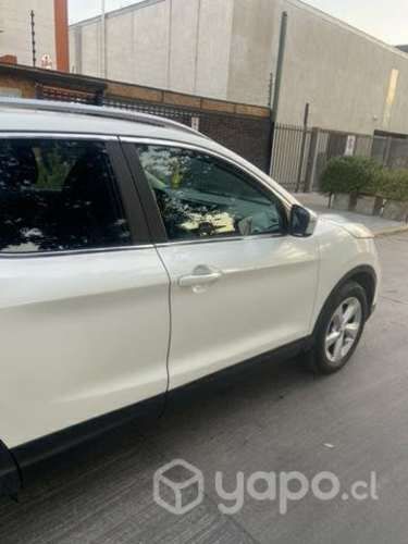 NISSAN QASHQAI, año 2021