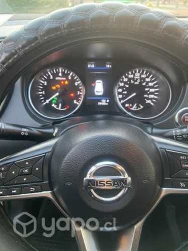 NISSAN QASHQAI, año 2021