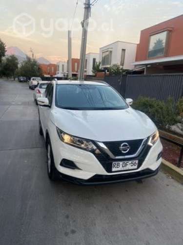 NISSAN QASHQAI, año 2021