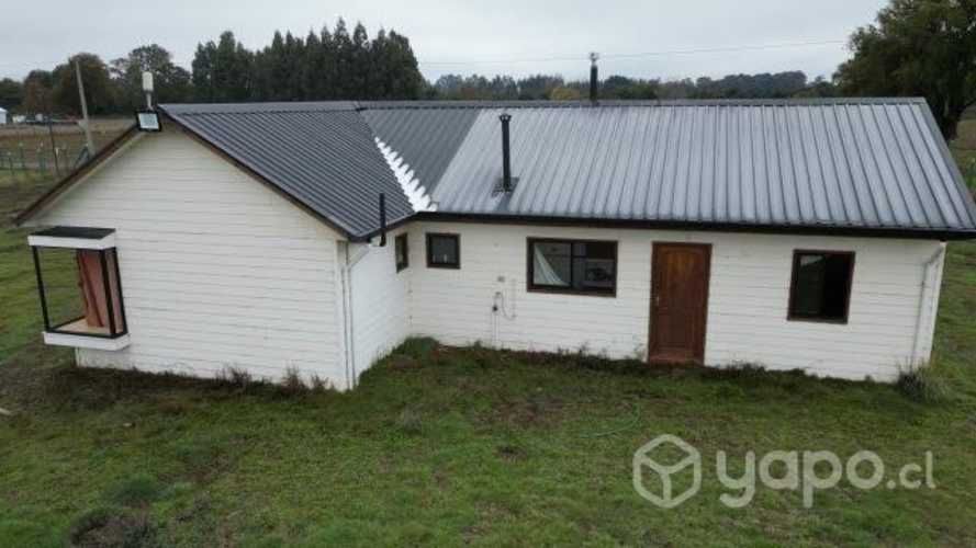 Se vende casa y predio