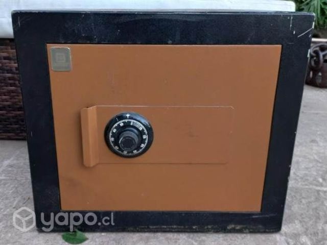 Caja fuerte antigua