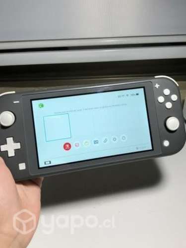 Nintendo Switch Lite + Accesorios