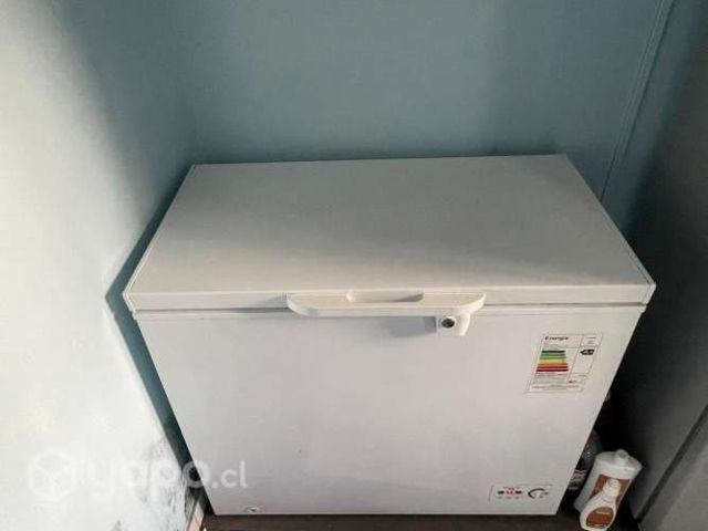 Congeladora MIDEA 198L