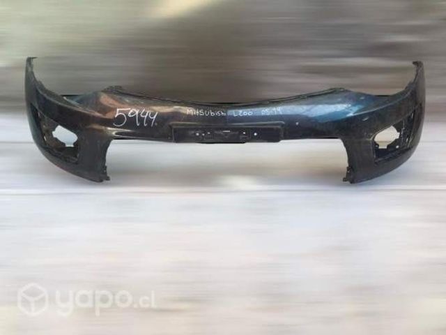 Parachoque delantero mitsubishi l
