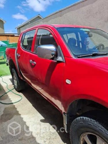 Vendo camioneta mitsubishi