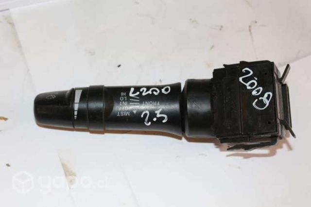 Comando de luces Mitsubichi L 