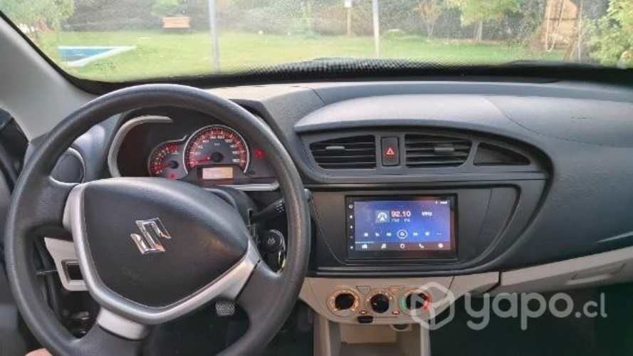 Se vende Susuki alto 800 CC versión full