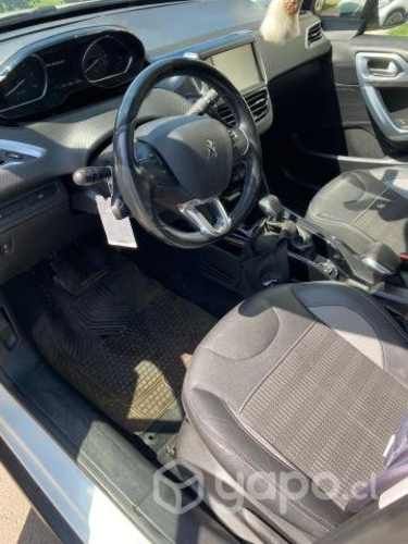 Peugeot allure bluehdi 2008 año 2019