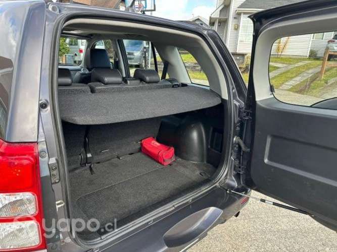 Suzuki Grand Nomade 2014 4X4 NAV