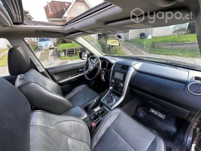 Suzuki Grand Nomade 2014 4X4 NAV