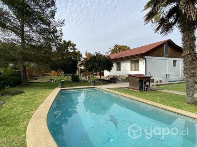 Excelente casa en barrio tranquilo