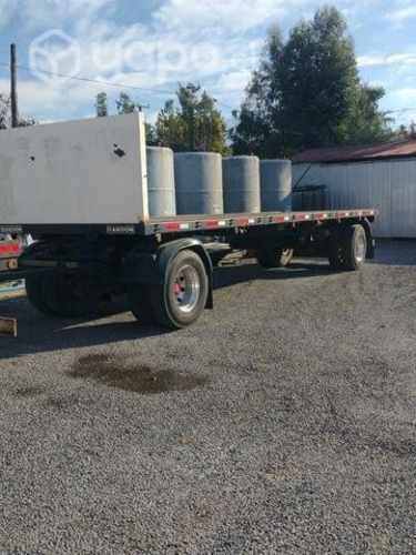 Se vende camión Volvo con remolque