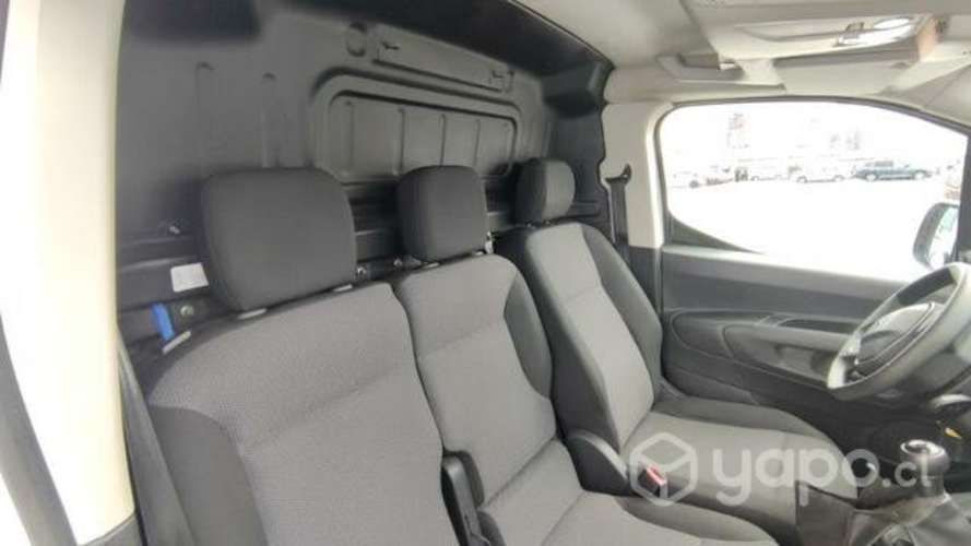 Venta Peugeot Partner L2 2021
