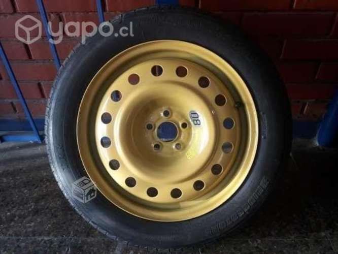 Varias medidas neumáticos compactos