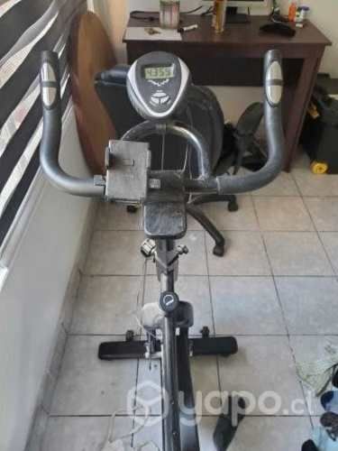 Bicicleta spinning para ejercicio en casa