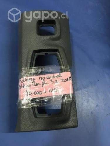 Moldura izq central tablero Ford Ranger 3.2 2018