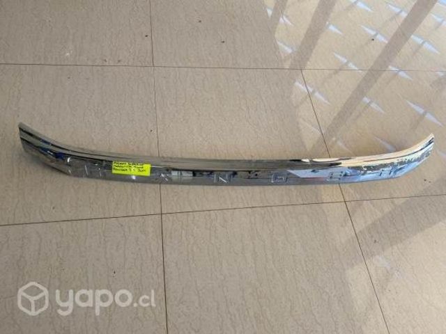 Moldura superior mascarilla Ford Ranger 3.2 2014