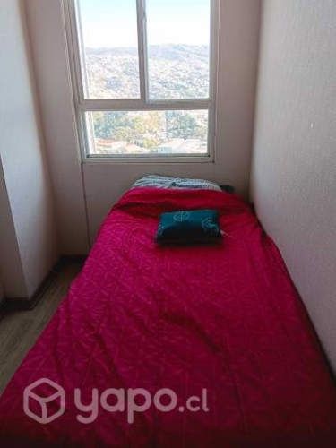 Se arrienda pieza pequeña baño compartido