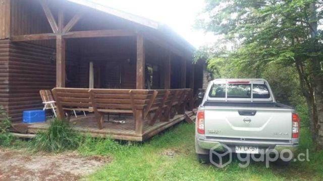 Se vende cabaña y terreno en PUELO