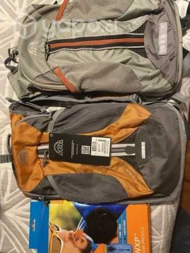 Dos mochilas back pack nuevas