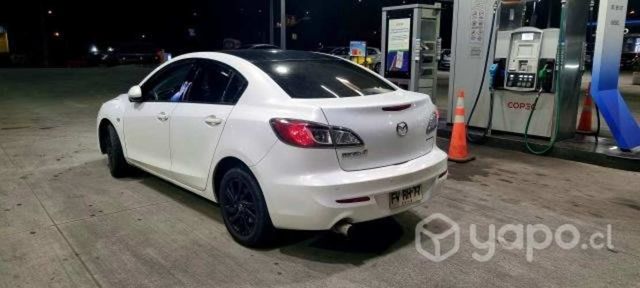 Mazda mazda3 2013