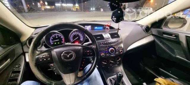 Mazda mazda3 2013