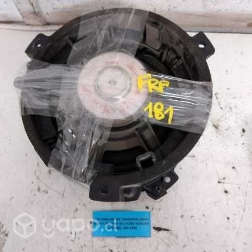 Par parlantes traseros (FRF181) Ford Ranger 2020