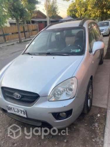 Kia motors carens 2008