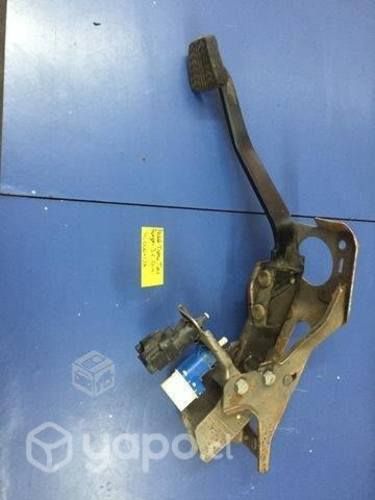 Pedal freno Ford Ranger 3.2 2014