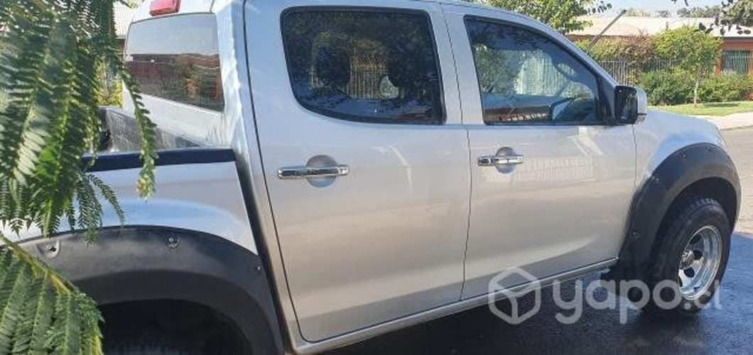 Chevrolet d-max 2015 at