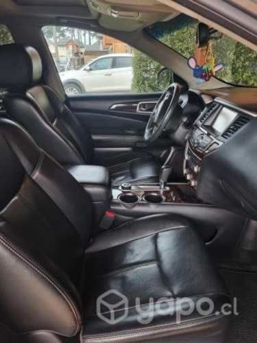 Nissan pathfinder 2017