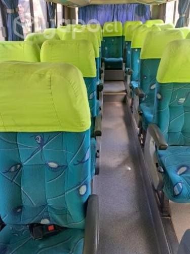 Se vende Mercedes Benz ,senior Lo915